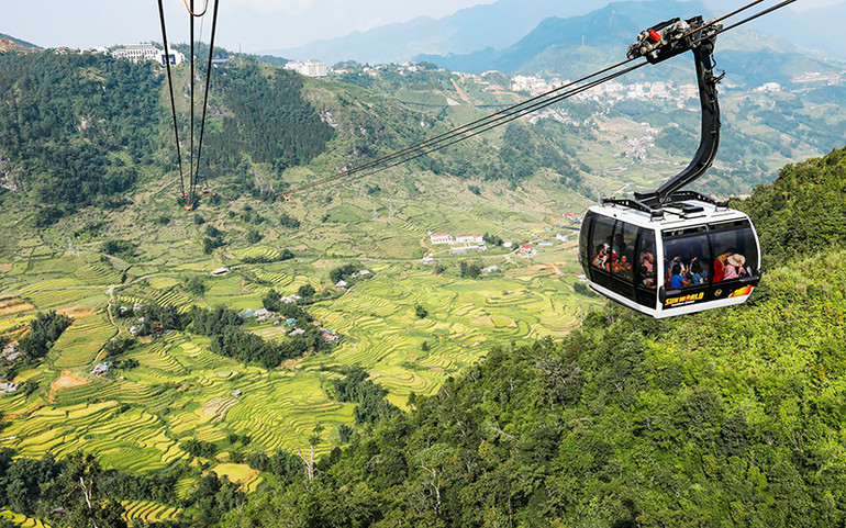 Nhiều điểm du lịch mở cửa đón du khách -0