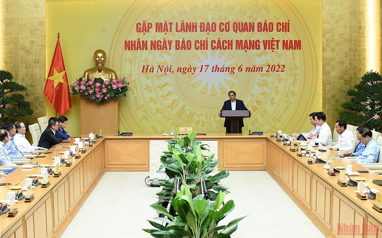Thủ tướng Phạm Minh Chính chúc mừng các cơ quan báo chí -0