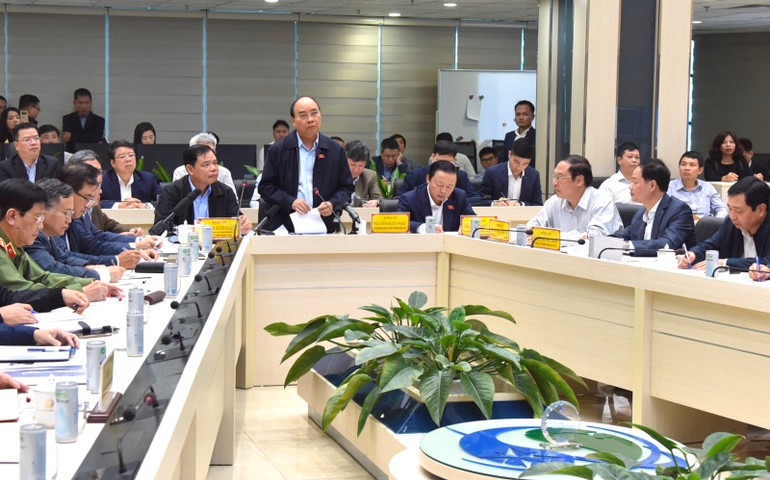 Thủ tướng Nguyễn Xuân Phúc chỉ đạo công tác ứng phó bão số 9 -0