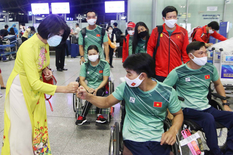 Đoàn Thể thao Người khuyết tật Việt Nam lên đường tham dự Paralympic Tokyo 2020 -0