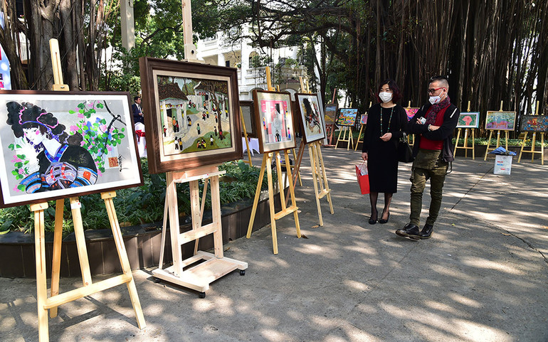 Khai mạc triển lãm Tranh lịch đón xuân -0