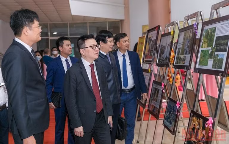 Báo Nghệ An – Ngọn cờ tư tưởng trên quê hương Bác Hồ kính yêu -0