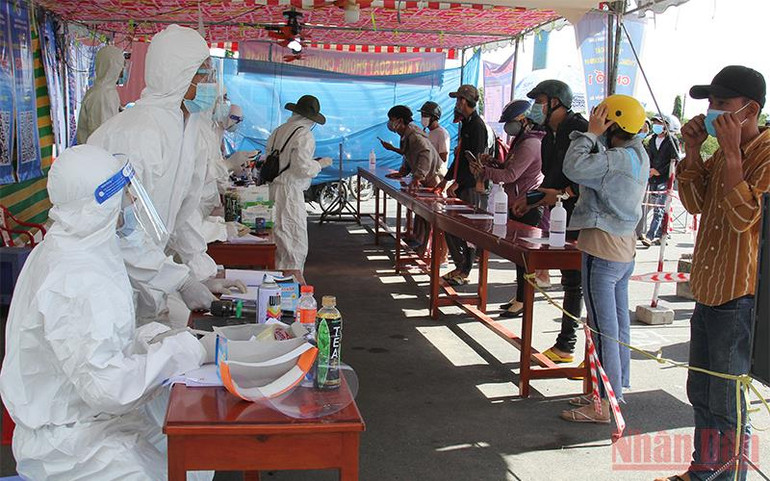 Vĩnh Long hiệu quả ứng dụng công nghệ thông tin trong phòng, chống dịch -0