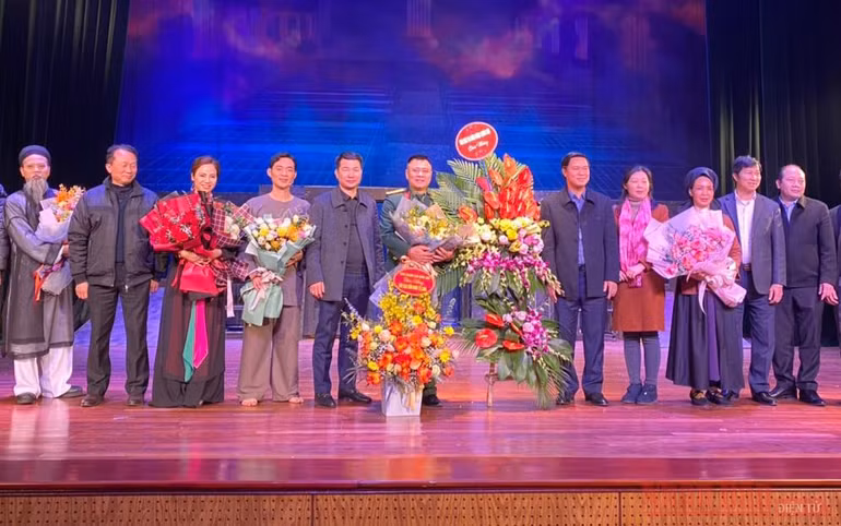 “Nguyễn Văn Cừ: Tuổi trẻ chí lớn” – bức chân dung giản dị về một người anh hùng Cách mạng -0