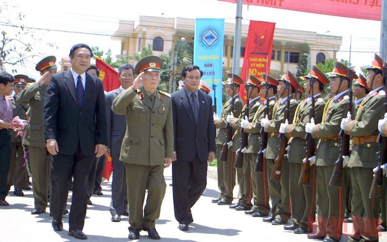 Đại tướng về thăm lại chiến trường xưa -0