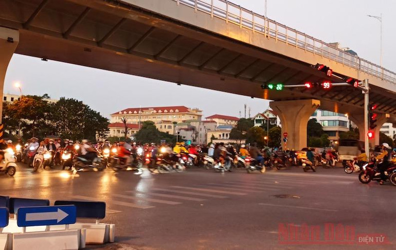 Ngã Tư Sở và Ngã Tư Vọng đã đỡ ùn tắc -0