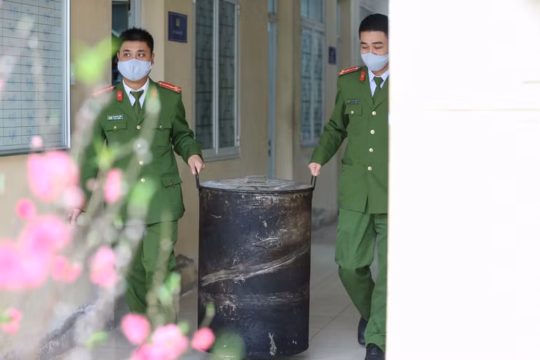 Bánh chưng của người lính cứu hỏa đón Tết xa nhà -0