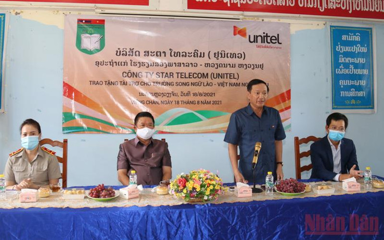 Star Telecom tài trợ học bổng và hỗ trợ trường kiều bào tại Lào -0