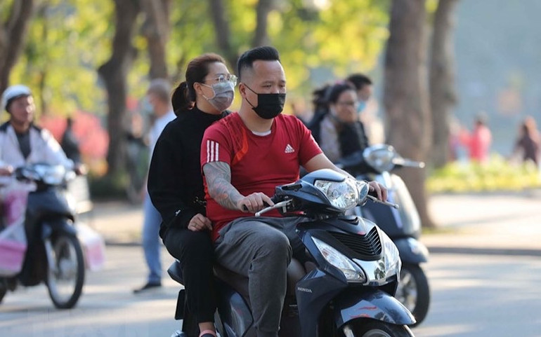 Không đội mũ bảo hiểm sẽ khiến tại nạn giao thông trở nên trầm trọng. Nhận diện 5 yếu tố gây mất an toàn giao thông -0