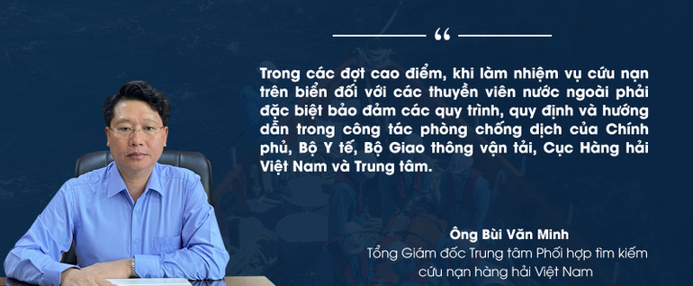 Những chuyến cứu nạn vượt cả sóng biển lẫn “bão” Covid-19 -0