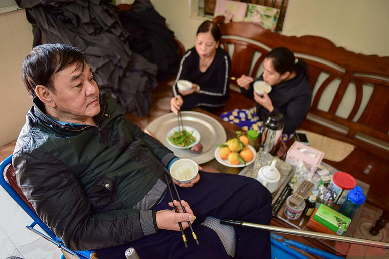 “Mối lương duyên” trong trung tâm điều dưỡng thương bệnh binh -0