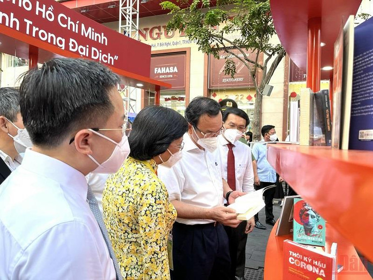 Khai mạc Lễ hội Đường sách Tết Nhâm Dần 2022 -0