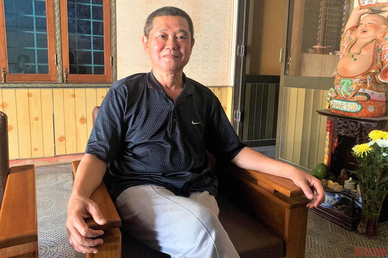 Ông Đàn Năng Long nói về việc đưa đàn voi về rừng chăn thả. “Vua voi” Tây Nguyên đưa voi về với rừng -0