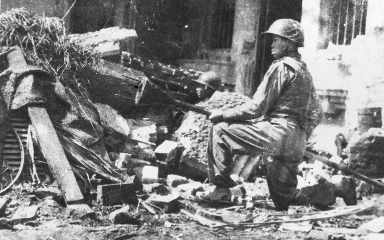 Triển lãm “Hà Nội-Âm vang lời thề quyết tử” -0