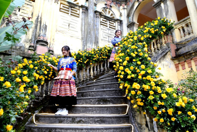 Khôi phục chợ đêm du lịch trên cao nguyên trắng Bắc Hà -0
