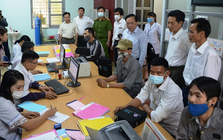 (tin ghép) Điện Biên thí điểm cấp thuốc Methadone nhiều ngày cho người bệnh sử dụng tại nhà -0