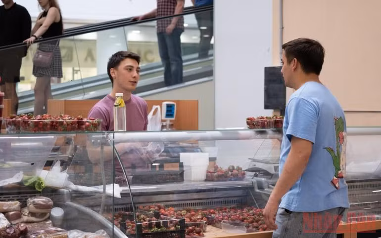 Số lượng lao động nước ngoài tại Nga gia tăng -0