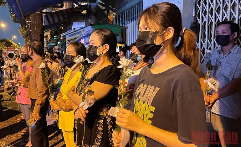 Lễ tưởng niệm đồng bào tử vong và cán bộ, chiến sĩ hy sinh trong đại dịch Covid-19 -0