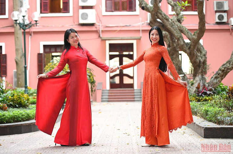 Phụ nữ toàn quốc hưởng ứng “Tuần lễ áo dài” -0