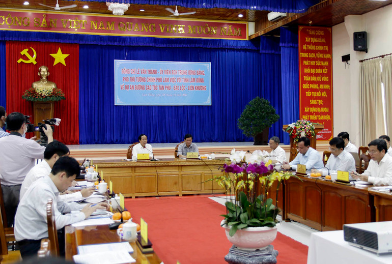Quang cảnh buổi làm việc. Cao tốc Dầu Giây - Liên Khương rất quan trọng trong chiến lược phát triển kinh tế-xã hội vùng -0