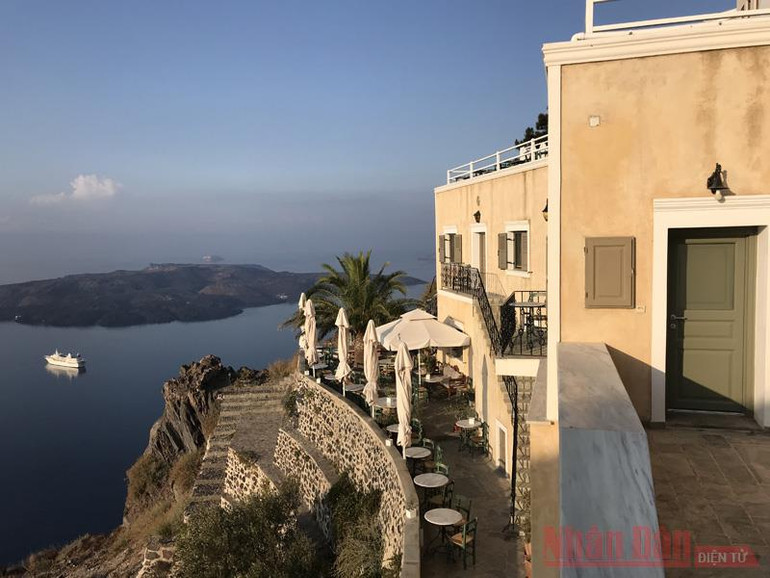Kỳ 8: Santorini - Lạc lối ở thiên đường -0