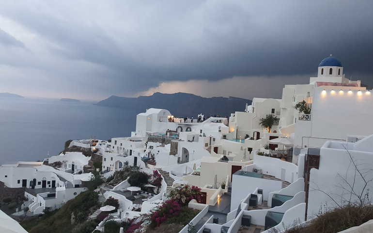 Kỳ 8: Santorini - Lạc lối ở thiên đường -0