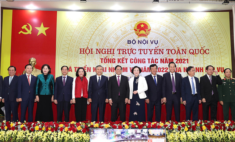 Thủ tướng Pham Mình Chinh dự tổng kết và triển khai nhiệm vụ năm 2021 của Ngành nội vụ -5