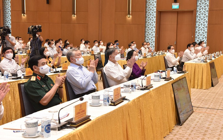 Xây dựng Chính phủ đổi mới, liêm chính, hành động, hiệu quả, vì nhân dân phục vụ -0