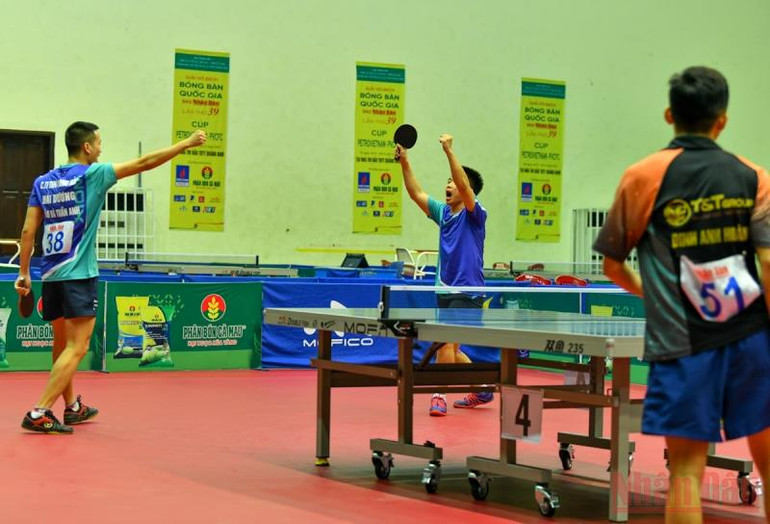 Chức vô địch đôi nam, đôi nữ thuộc về CLB Hà Nội T&T và TP Hồ Chí Minh -0