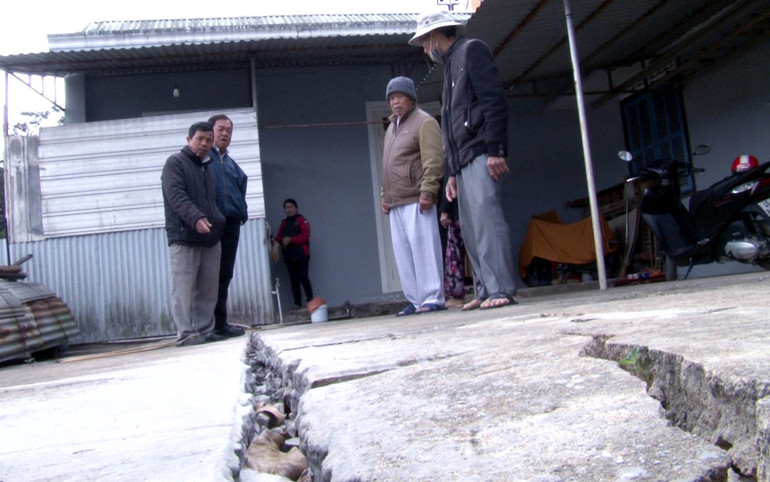 Thấp thỏm cạnh công trình dự án tại trung tâm Đà Lạt -0