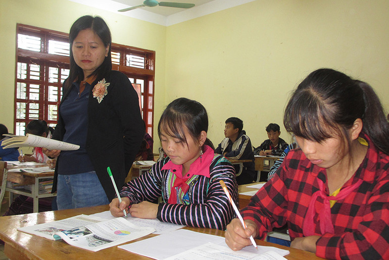Gian nan ‘gieo chữ” ở vùng cao -0
