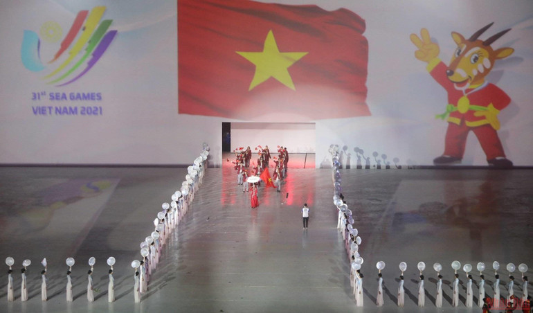 (Ảnh: Khiếu Minh) Những hình ảnh ấn tượng trong Lễ khai mạc SEA Games 31 -0