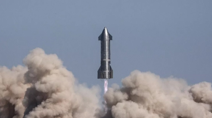 Nguyên mẫu SN11 khi bắt đầu phóng thử nghiệm. Ảnh: SpaceX. Nguyên mẫu tàu tên lửa lên sao Hỏa của SpaceX lần thứ tư phát nổ -0