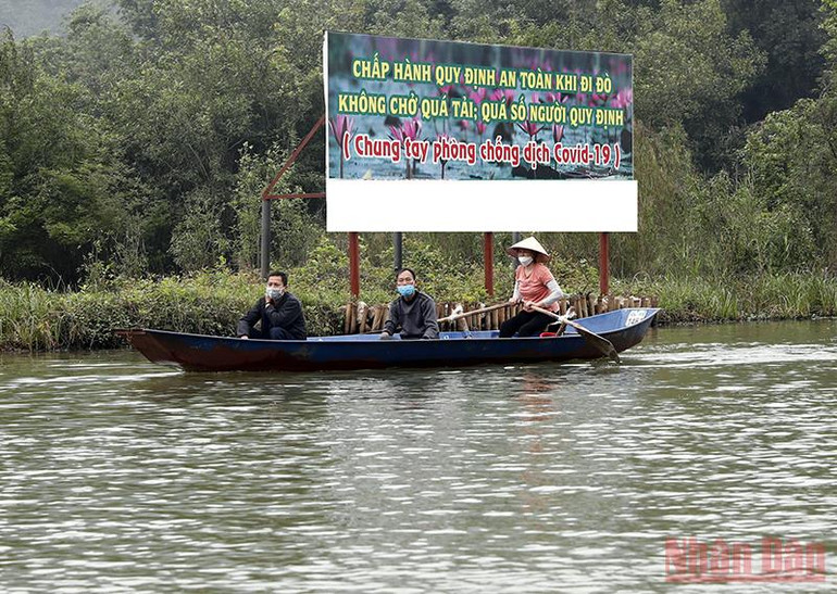 Chùa Hương trước ngày đón khách chính thức -5