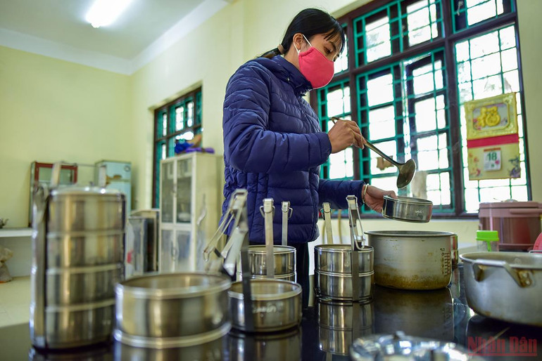 “Mối lương duyên” trong trung tâm điều dưỡng thương bệnh binh -0