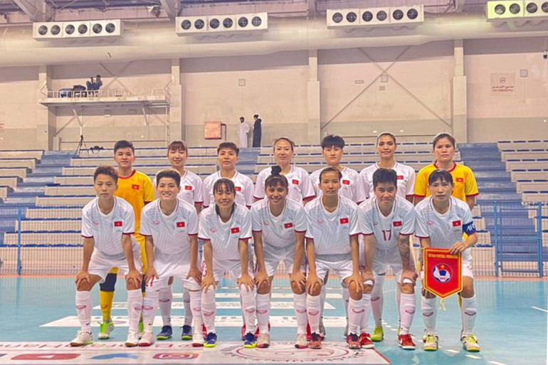 Hướng đến SEA Games: Đội tuyển nữ futsal Việt Nam thắng trận đầu ở Bahrain -0