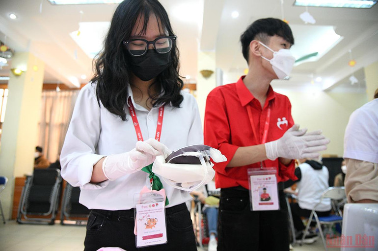 Chương trình hiến máu 