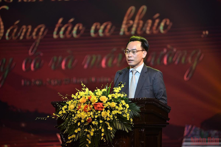 “Sáng tác ca khúc về thầy cô và mái trường” đưa công chúng về với ký ức tuổi học trò -0