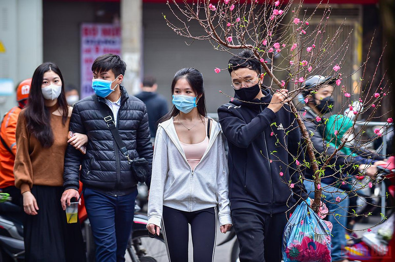 Hà Nội “thay áo mới” rực rỡ đón Xuân Nhâm Dần 2022 -0