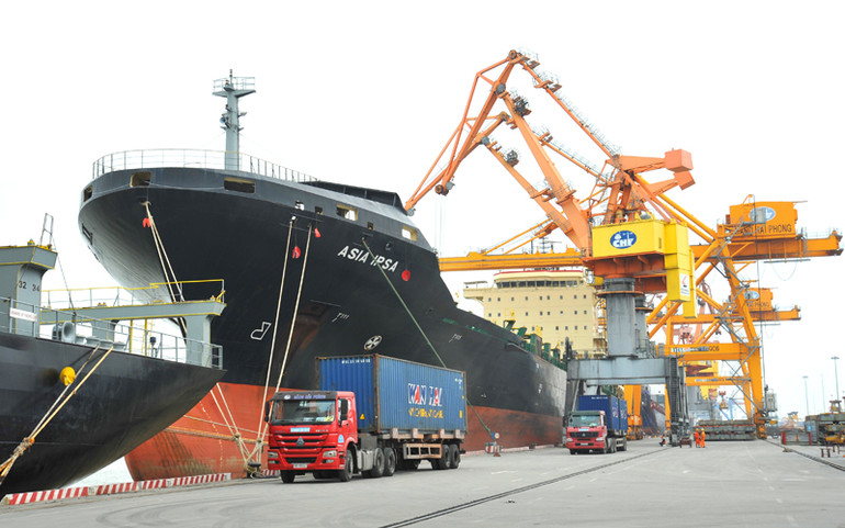 Dịch bệnh kéo dài, xuất khẩu hàng hoá suy giảm -0