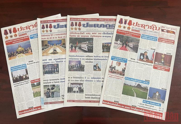 Báo chí Lào đưa đậm nét về chuyến thăm Việt Nam của Thủ tướng Phankham Viphavanh -0