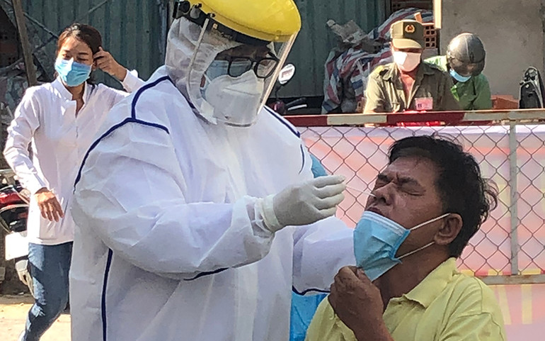 24 giờ trong vòng phong tỏa -0