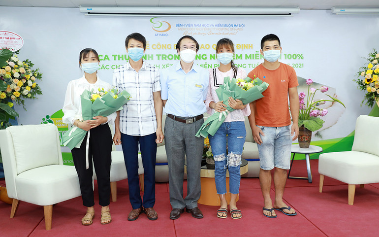 “Chỉ mong có con để ông bà có sức mạnh sống tiếp” -0