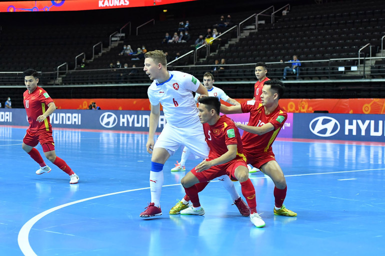 Hòa Cộng hòa Czech, đội tuyển futsal Việt Nam giành quyền vào Vòng 1/8 World Cup -0