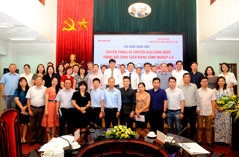 Tọa đàm khoa học “Truyền thông và chuyển giao công nghệ trong bối cảnh cách mạng công nghiệp 4.0” -0