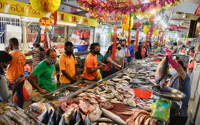 Chính phủ Anh dỡ bỏ hầu hết các biện pháp hạn chế phòng chống dịch dù số ca mắc mới vẫn ở mức cao -0