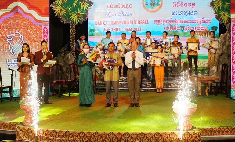 Đặc sắc Liên hoan Dân ca Khmer khu vực đồng bằng sông Cửu Long -0