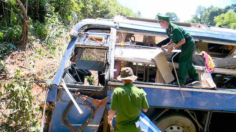 [Cập nhật] Tai nạn xe khách ở đèo Ngọc Vin: Đa số người bị thương đã qua cơn nguy kịch -0