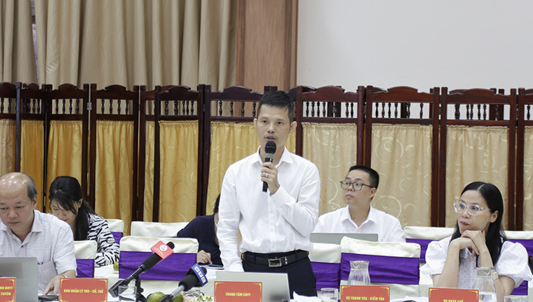 Phó Giám đốc Trung tâm Công nghệ thông tin Nguyễn Hoàng Phương chia sẻ thông tin tại hội nghị. Hơn 1,2 triệu lượt sử dụng thẻ bảo hiểm y tế trên ứng dụng VssID để khám, chữa bệnh -0