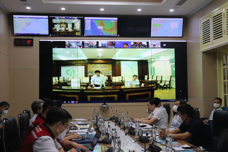 Bão số 7 hướng vào Vịnh Bắc bộ, dự báo phức tạp khi có không khí lạnh -0